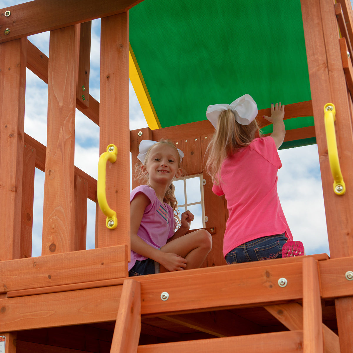 Oakmont Cedar Wooden Swing Set with 4 Foot Dek Height.