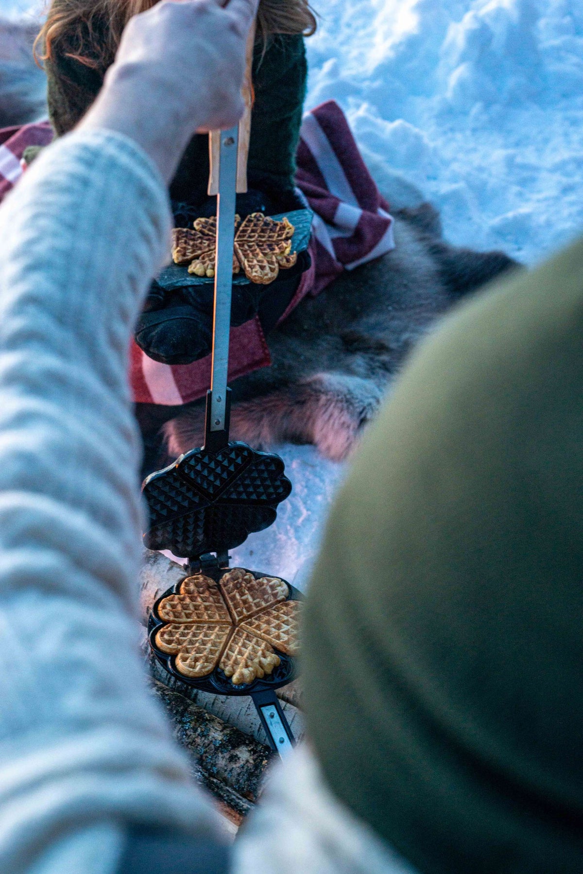 Espegard Cast Iron Waffle Iron for Open-Fire Cooking