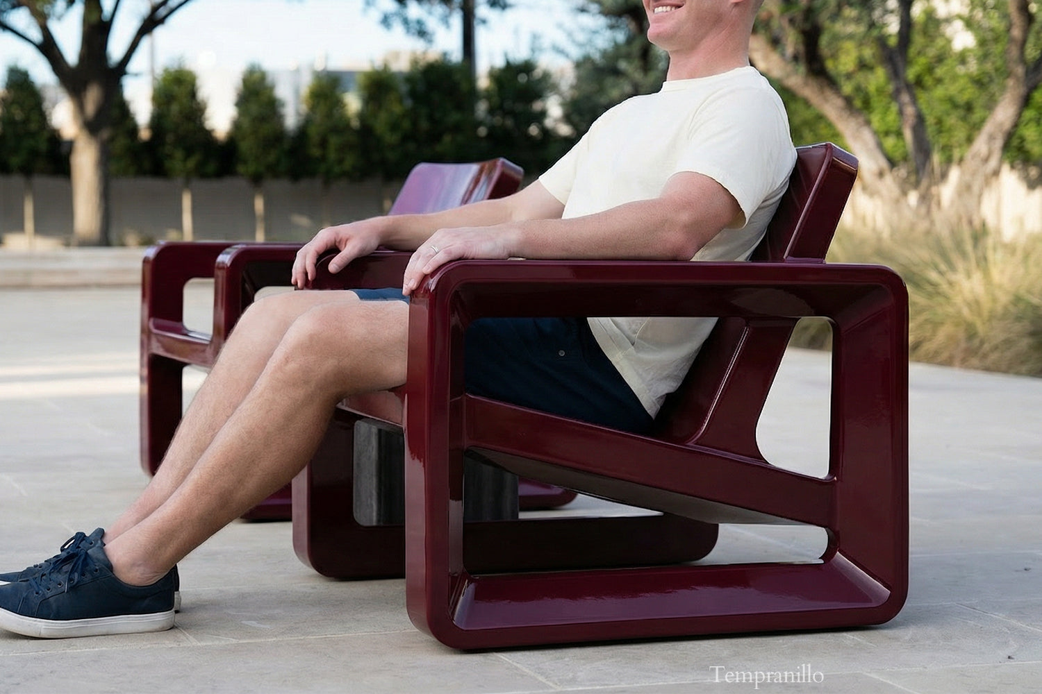 Tupelo Goods Deck Modern Outdoor Lounge Chair – In-Pool & Patio Chair