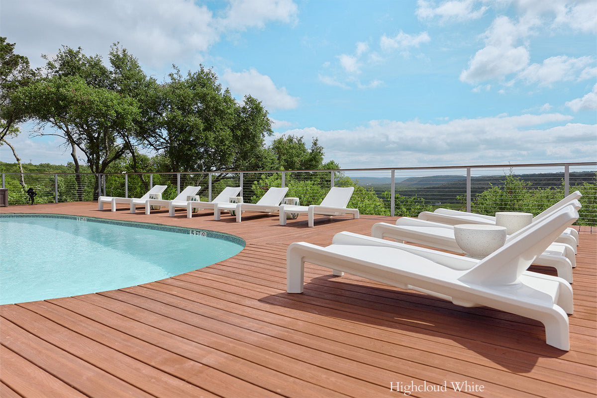 Tupelo Goods Deck Modern Chaise Lounge – In-Pool & Outdoor Lounger