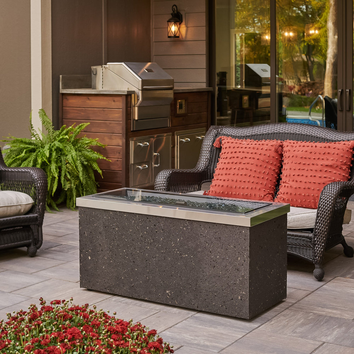 Outdoor GreatRoom Key Largo Linear Gas Fire Pit Table