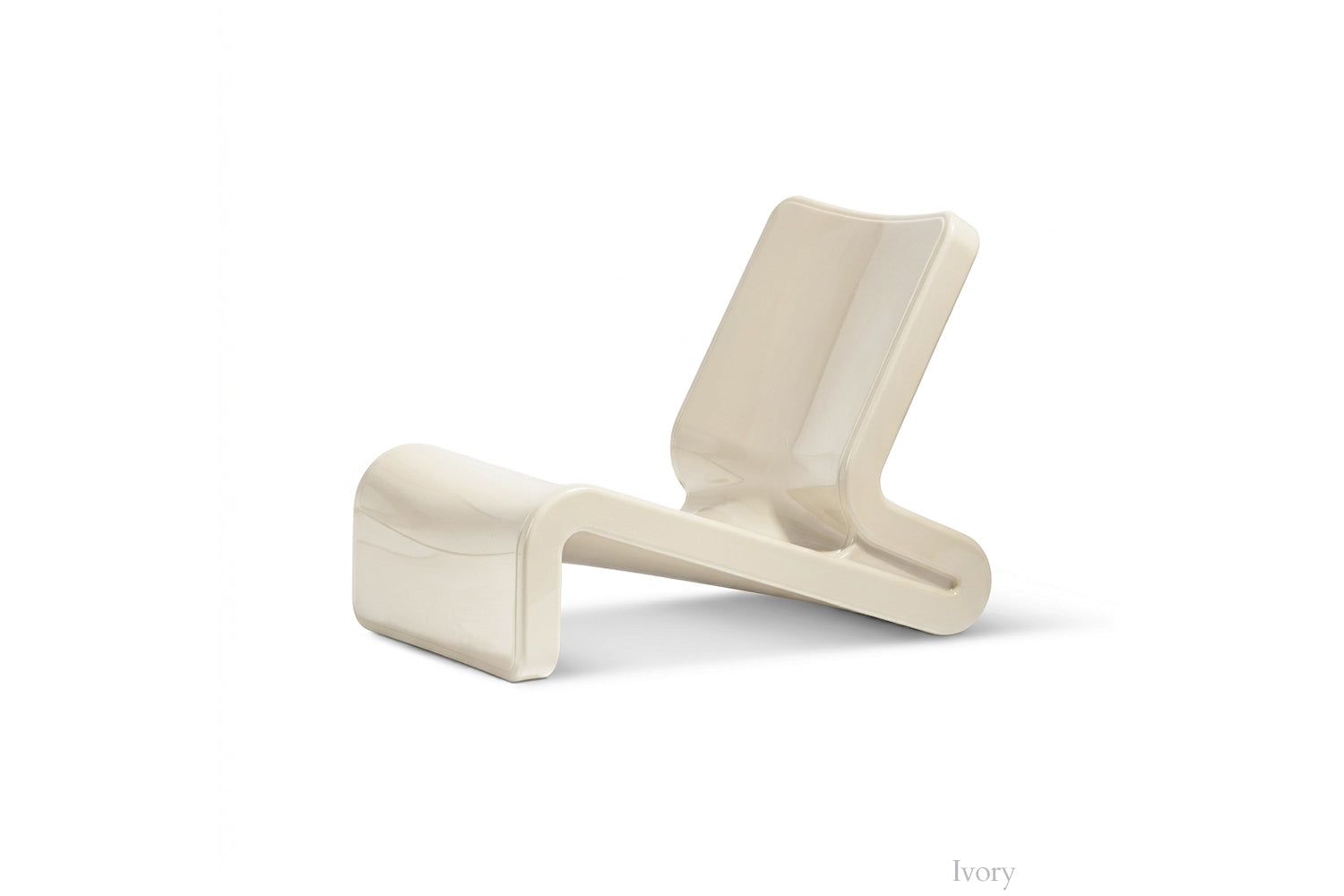 Tupelo Goods Line Lounge Chair – In-Pool & Outdoor Chair