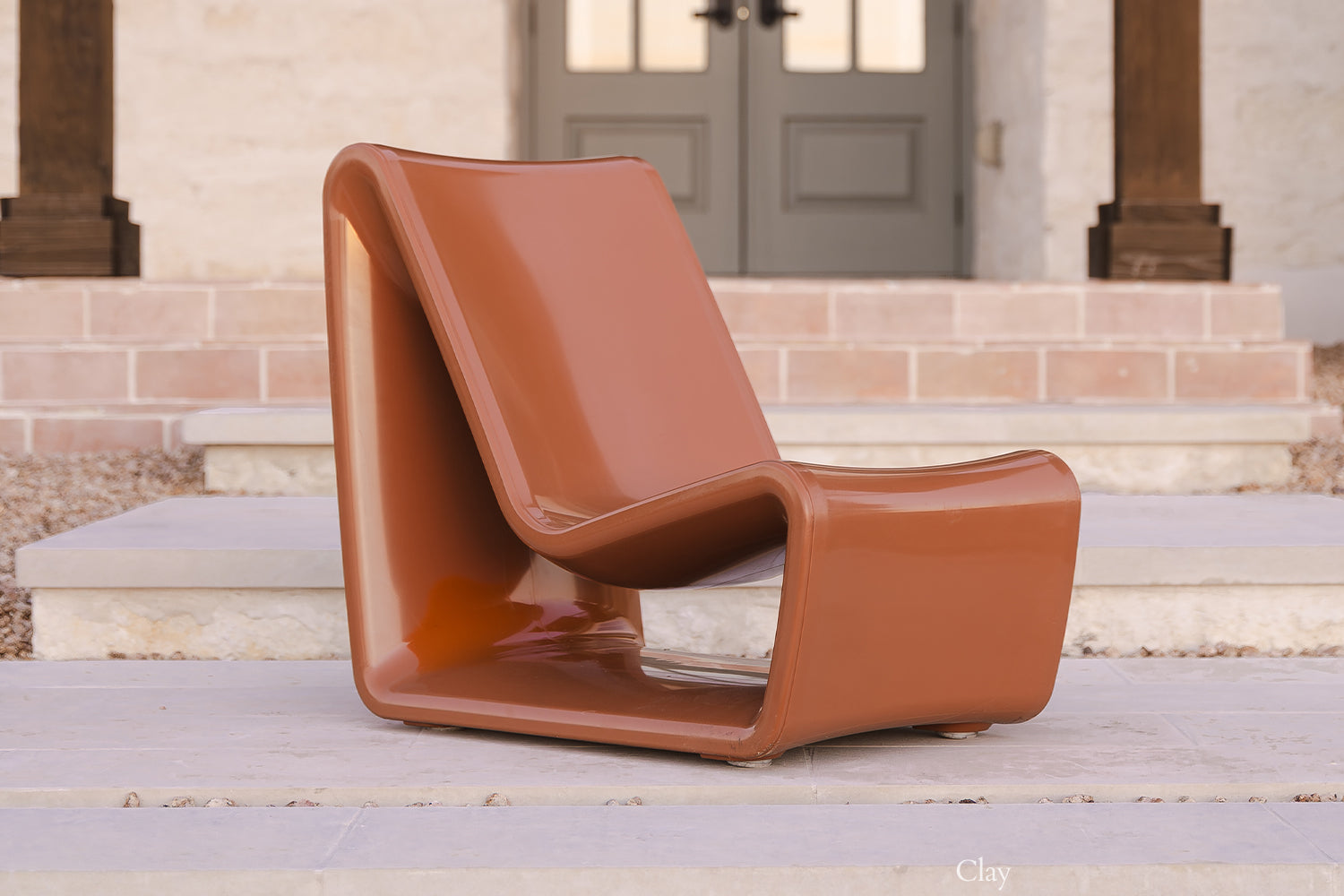 Tupelo Goods Loop Lounge Chair – In-Pool & Outdoor Chair