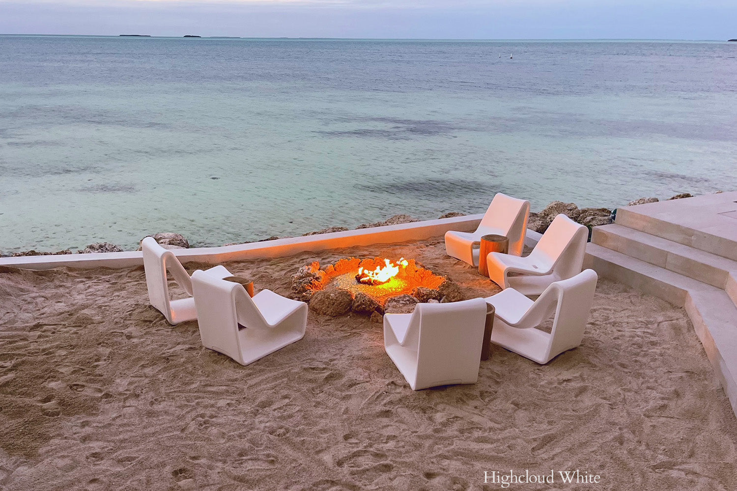 Tupelo Goods Loop Lounge Chair – In-Pool & Outdoor Chair