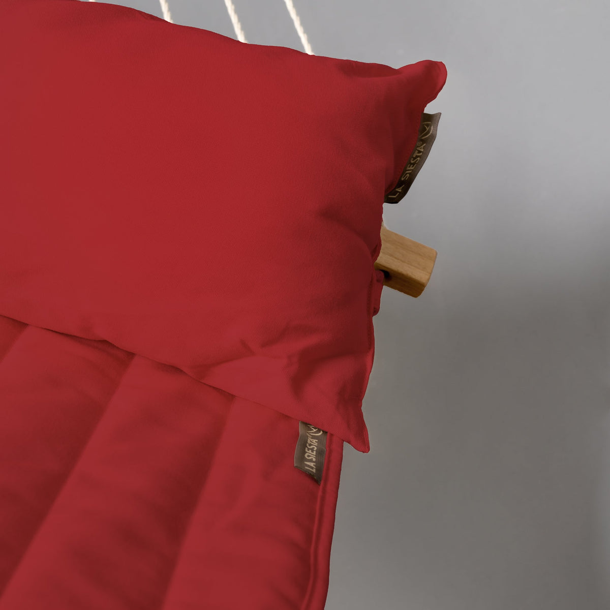LA SIESTA Alabama Red Pepper Padded Kingsize Spreader Bar Hammock