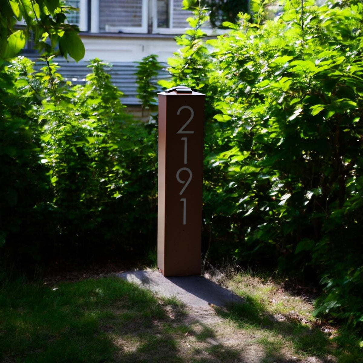 XL Modern Address Numbers Column