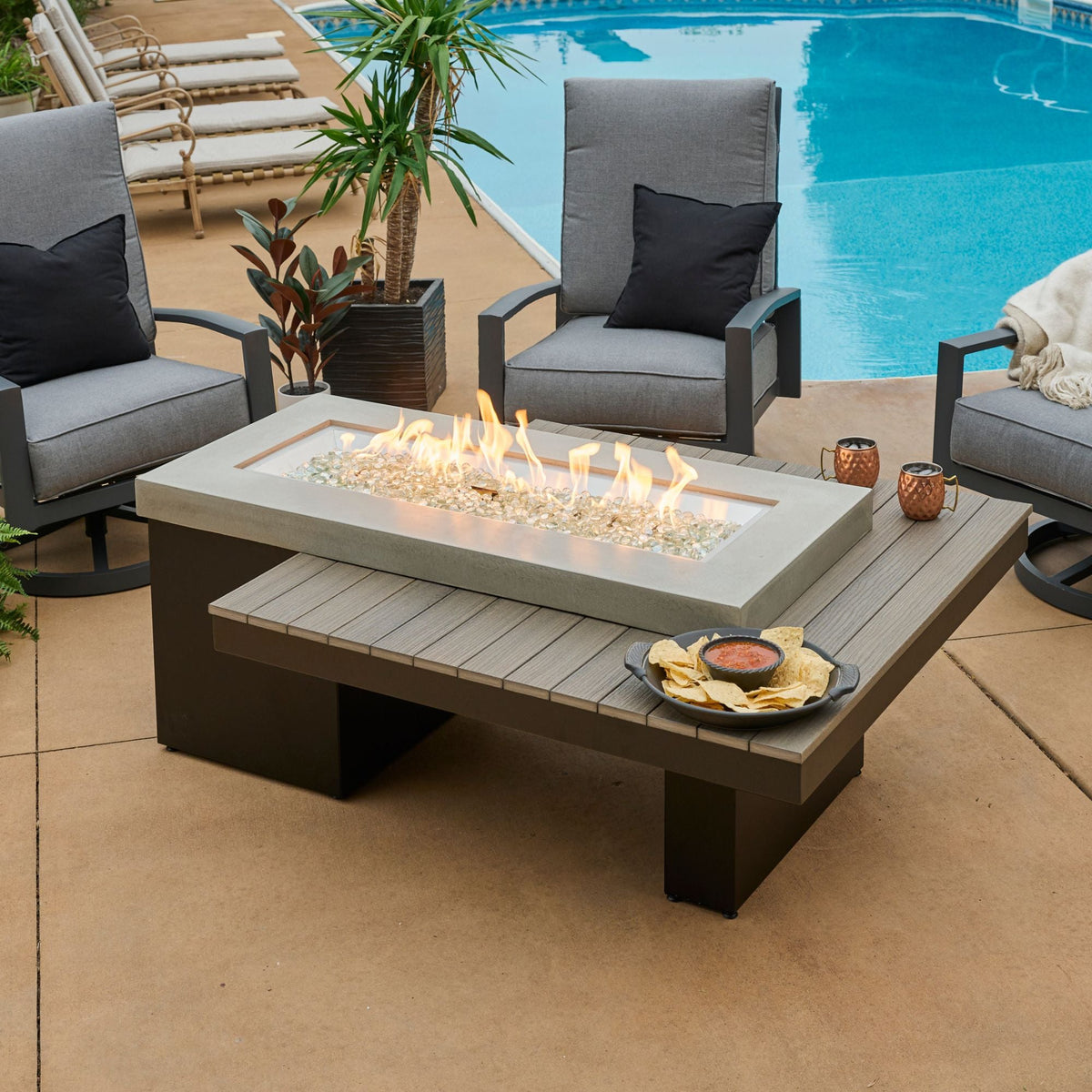 Outdoor GreatRoom Uptown Linear Gas Fire Pit Table