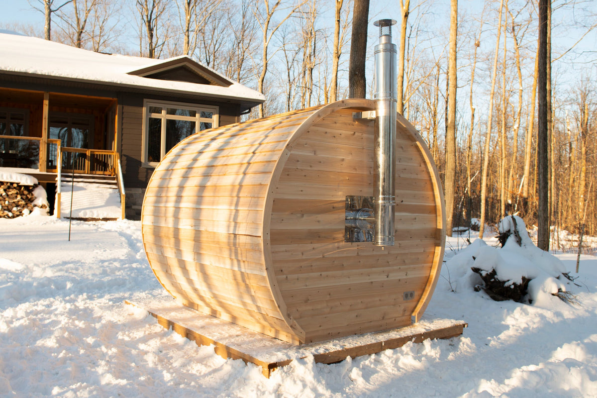 LeisureCraft Elation CTC2424 exterior shown with chimney installation