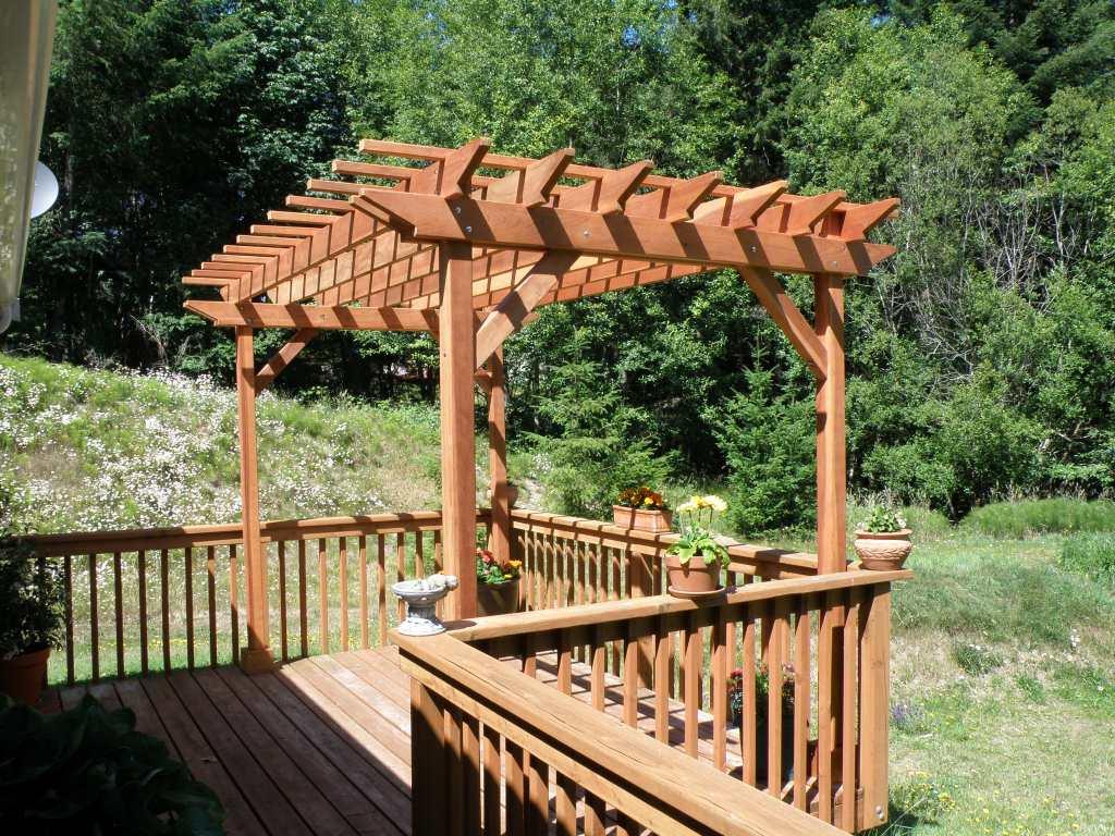 Best Redwood Super Deck Solid Wood Pergola