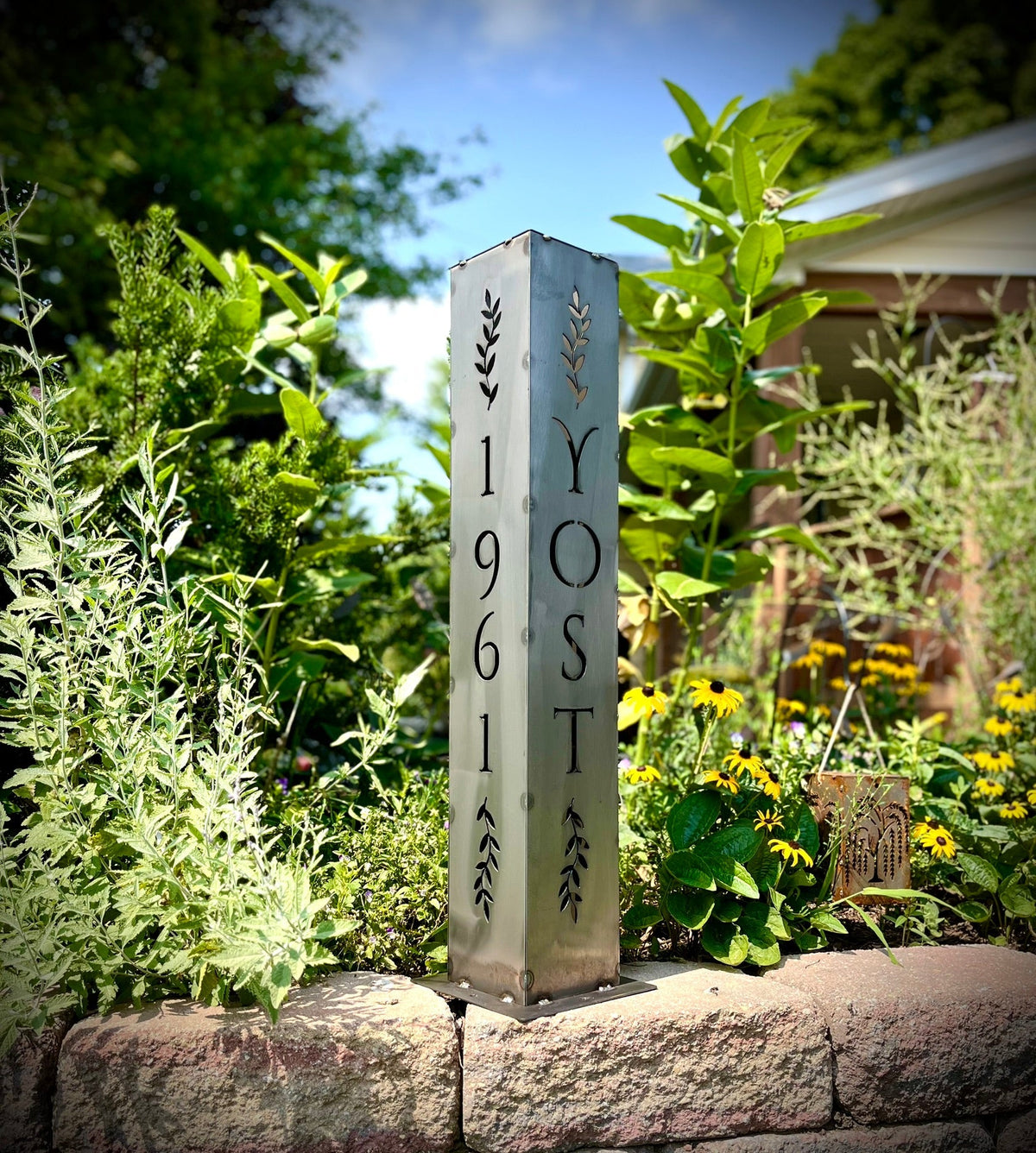 North Forge Personalized Vines Solar Pillar Light – 4 Size Options