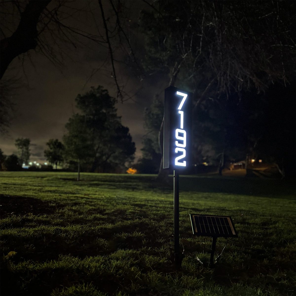 Selegna Signs Solar-Powered Illuminated House Number Sign – Staked Outdoor Address Sign