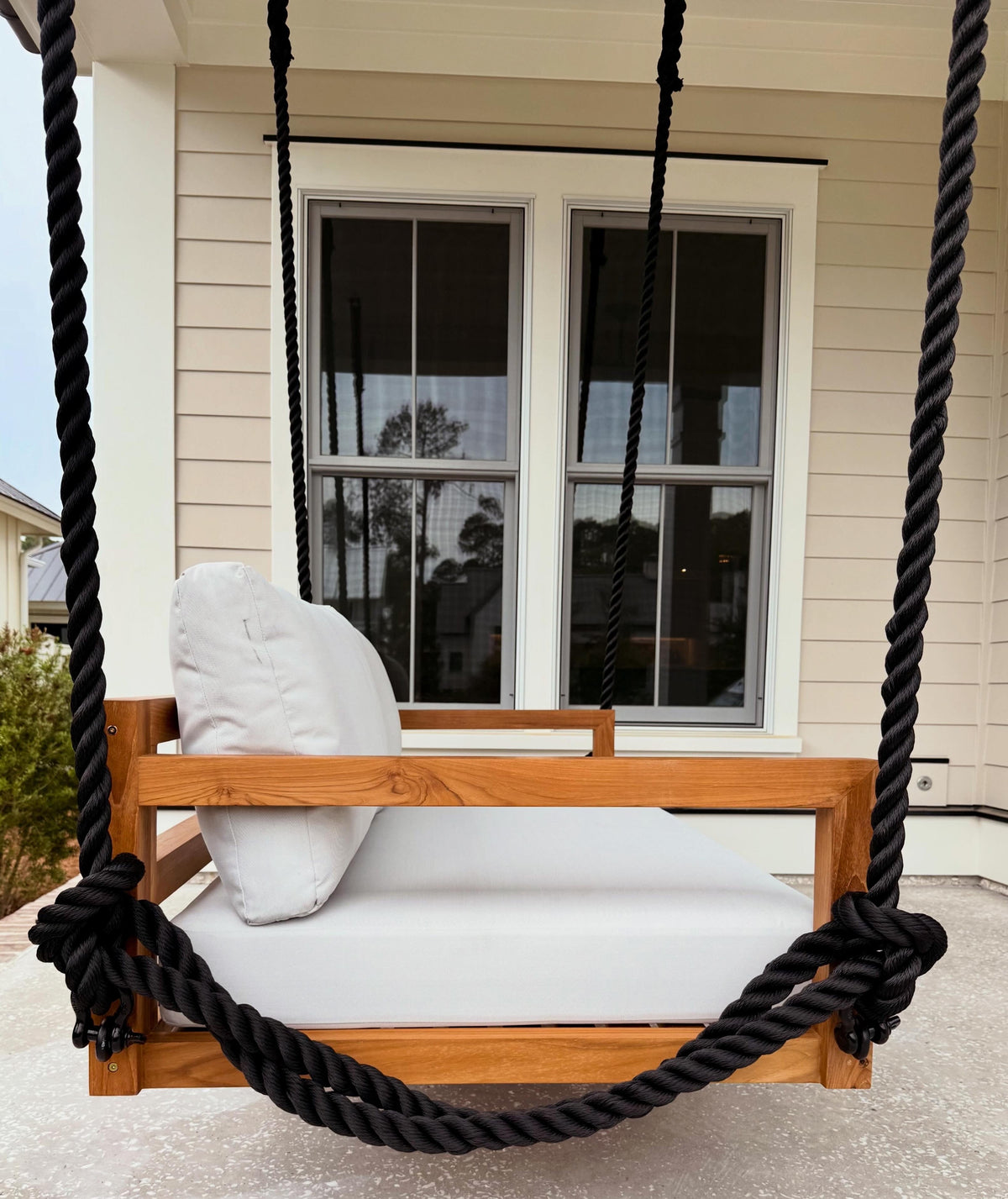 ModHaven Bimini Teak Swing Bed | Standard