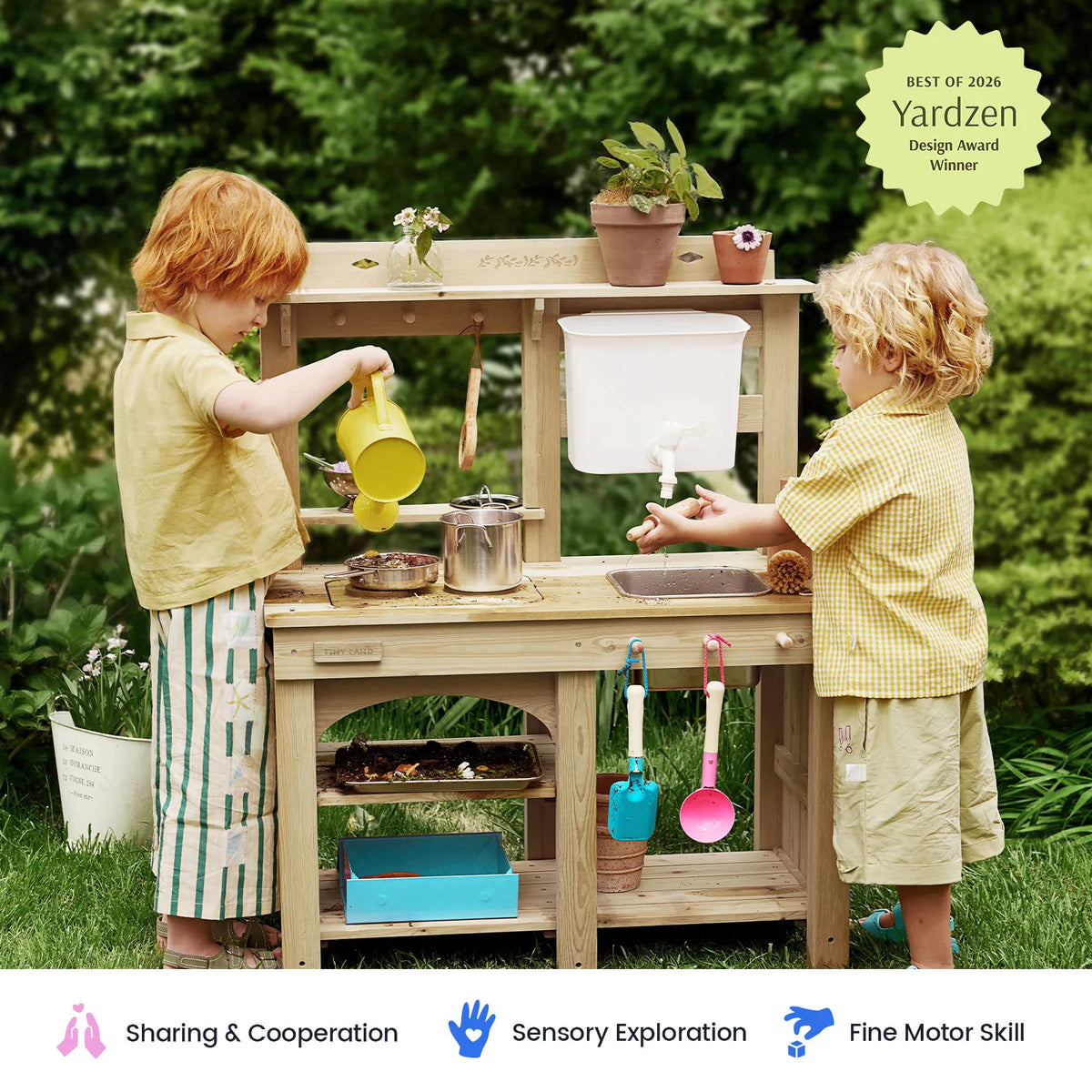 Tiny Land® DuoPlay Outdoor Mud Kitchen