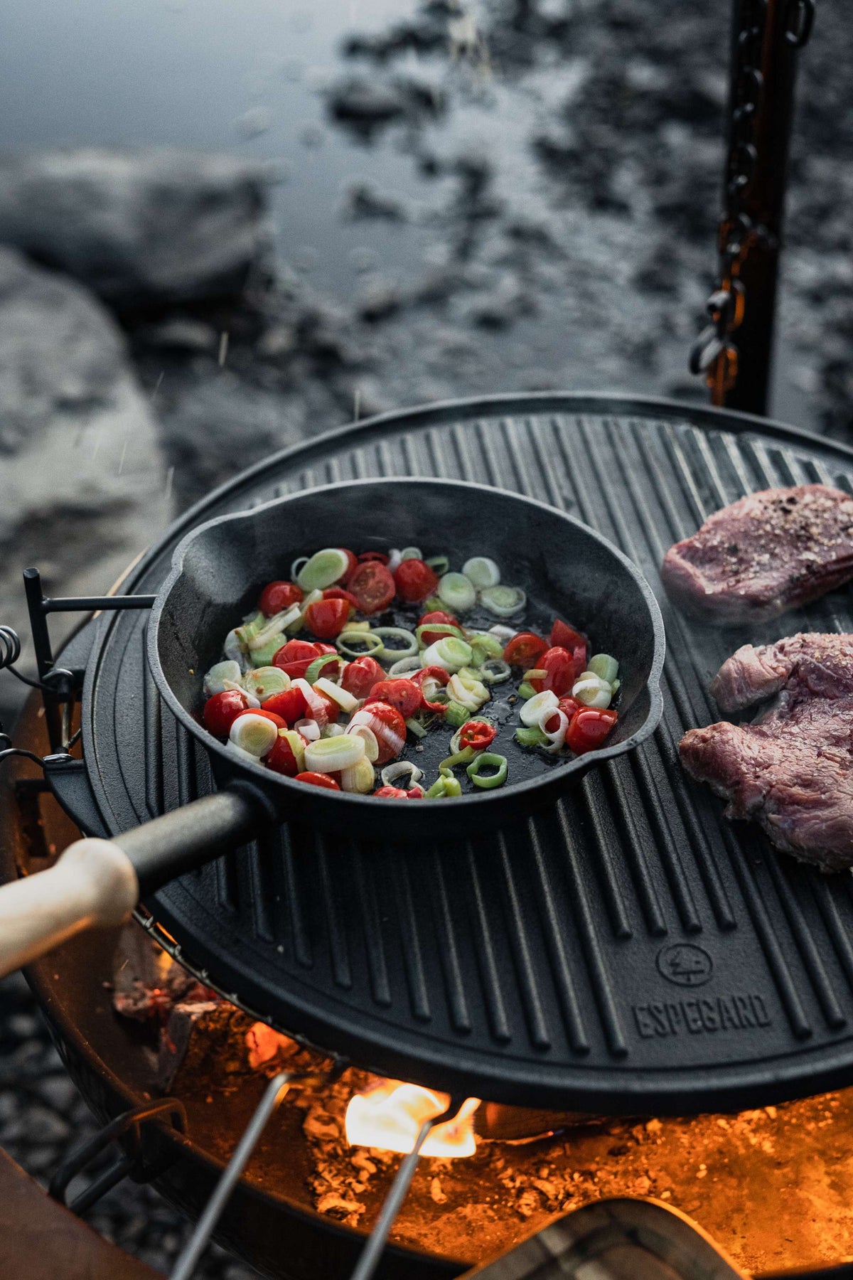 Espegard Reversible Cast Iron Griddle 18.5"