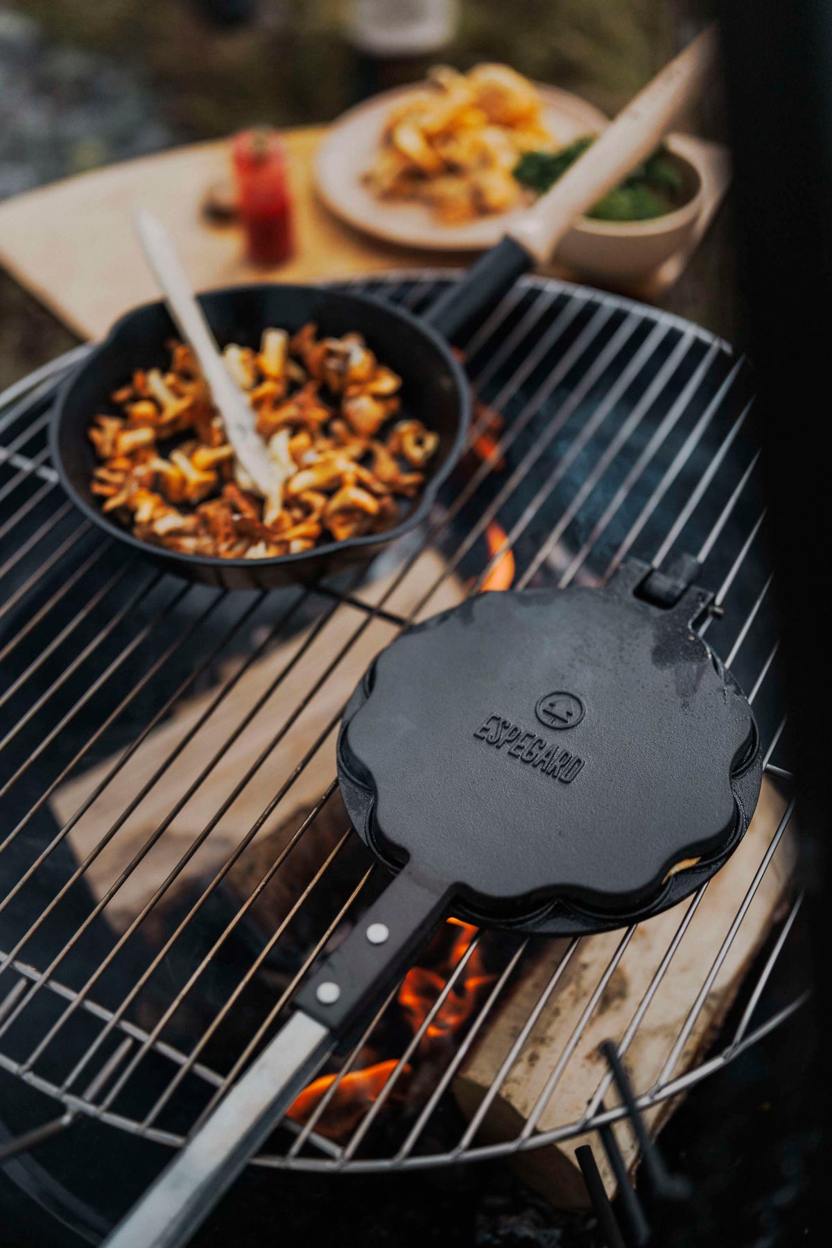 Espegard Cast Iron Waffle Iron for Open-Fire Cooking