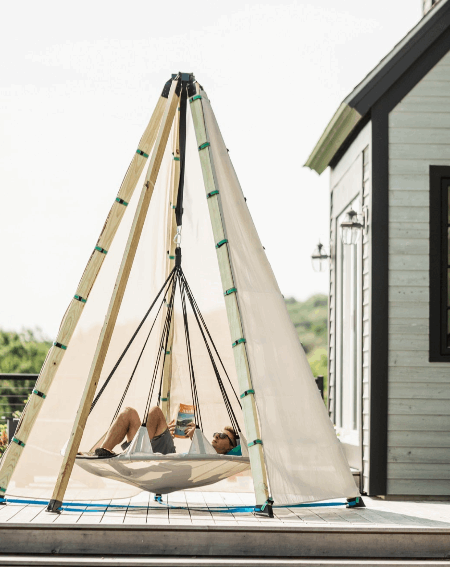 Bijou Build Nest Outdoor Hanging Lounge