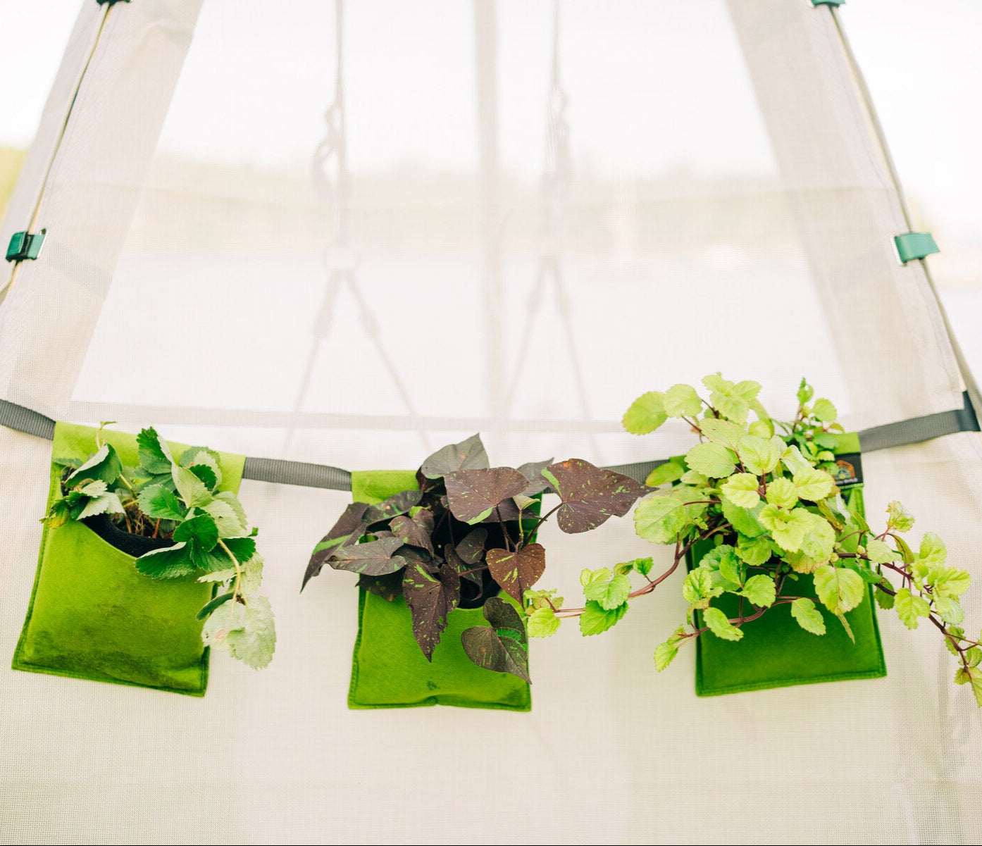 Bijou Build Bloom Vertical Garden Planter Set