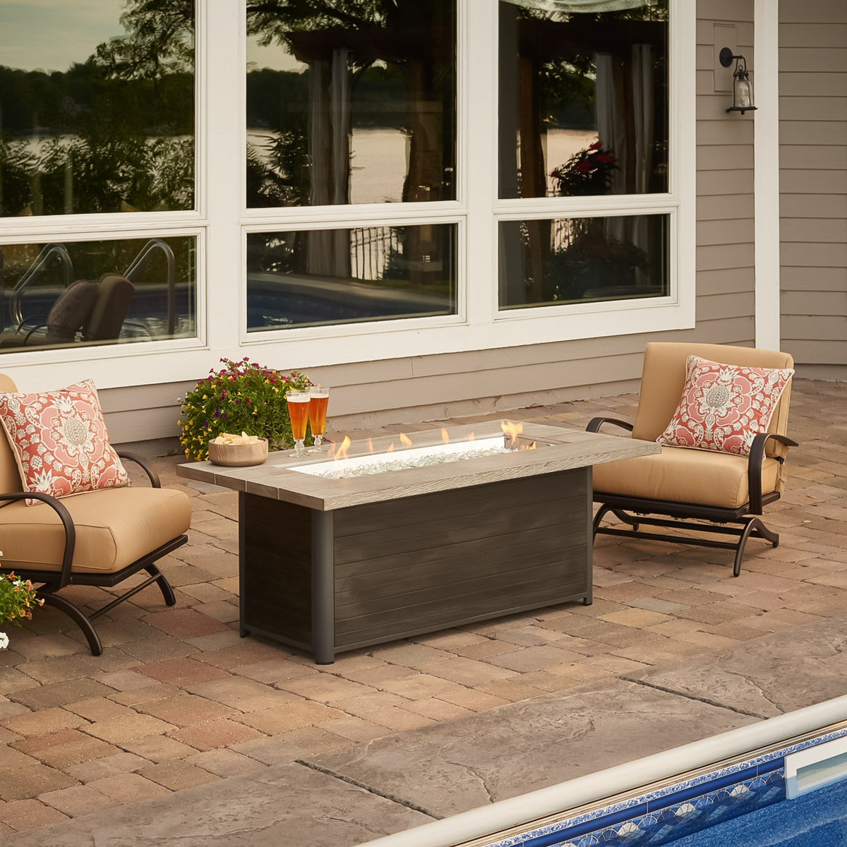 Outdoor GreatRoom Cedar Ridge 61" Linear Gas Fire Pit Table