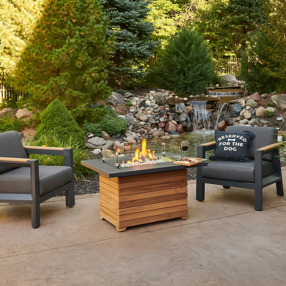 Outdoor GreatRoom Darien 42" Rectangular Gas Fire Pit Table