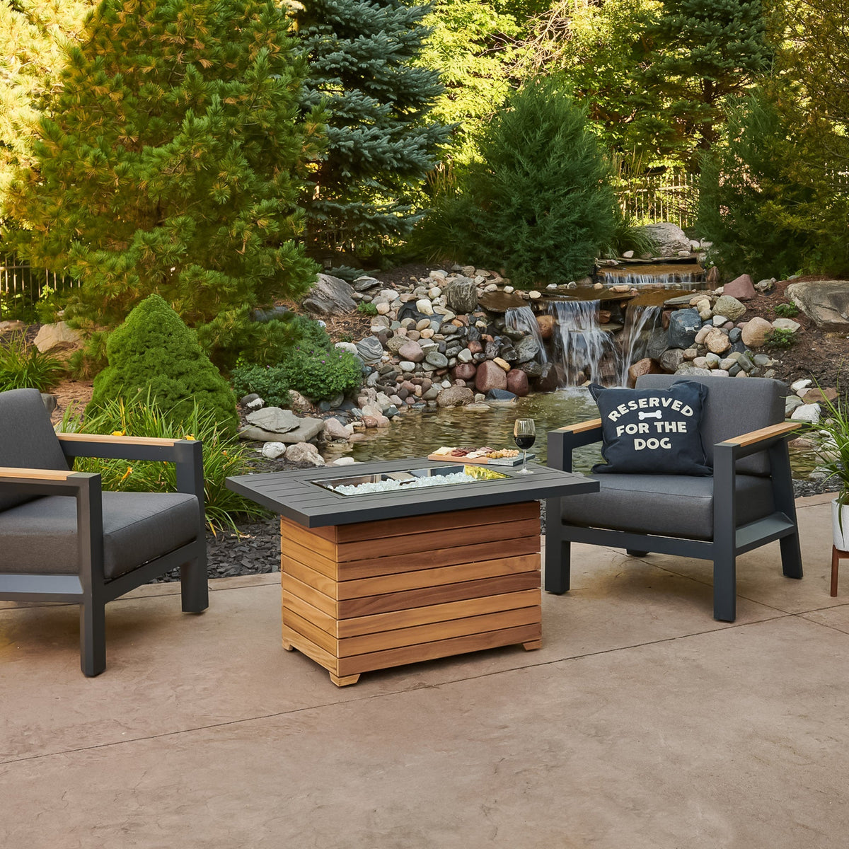 Outdoor GreatRoom Darien 42" Rectangular Gas Fire Pit Table