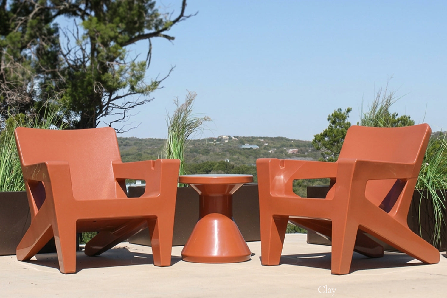 Tupelo Goods Fluent Side Table – In-Pool & Outdoor Table