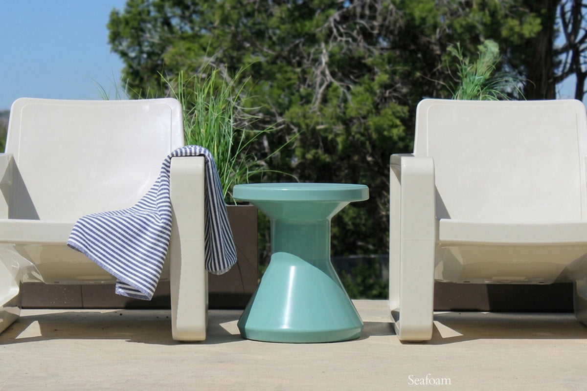 Tupelo Goods Fluent Side Table – In-Pool & Outdoor Table