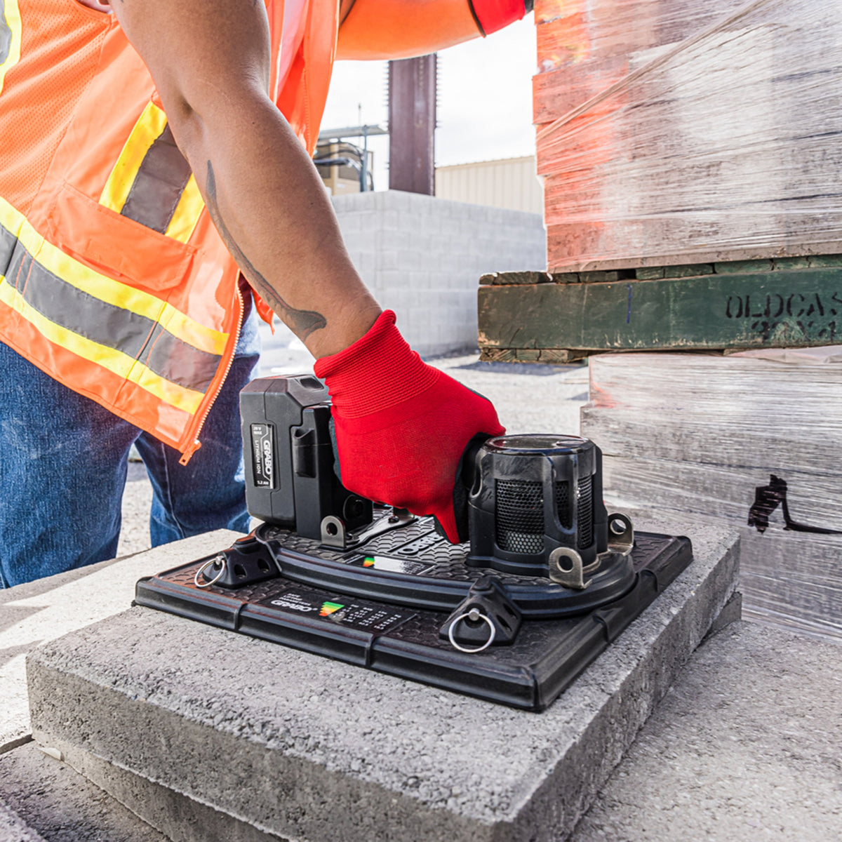 GRABO HighFlow Cordless Vacuum Lifter for Porous Pavers | 150 lb Standard Kit
