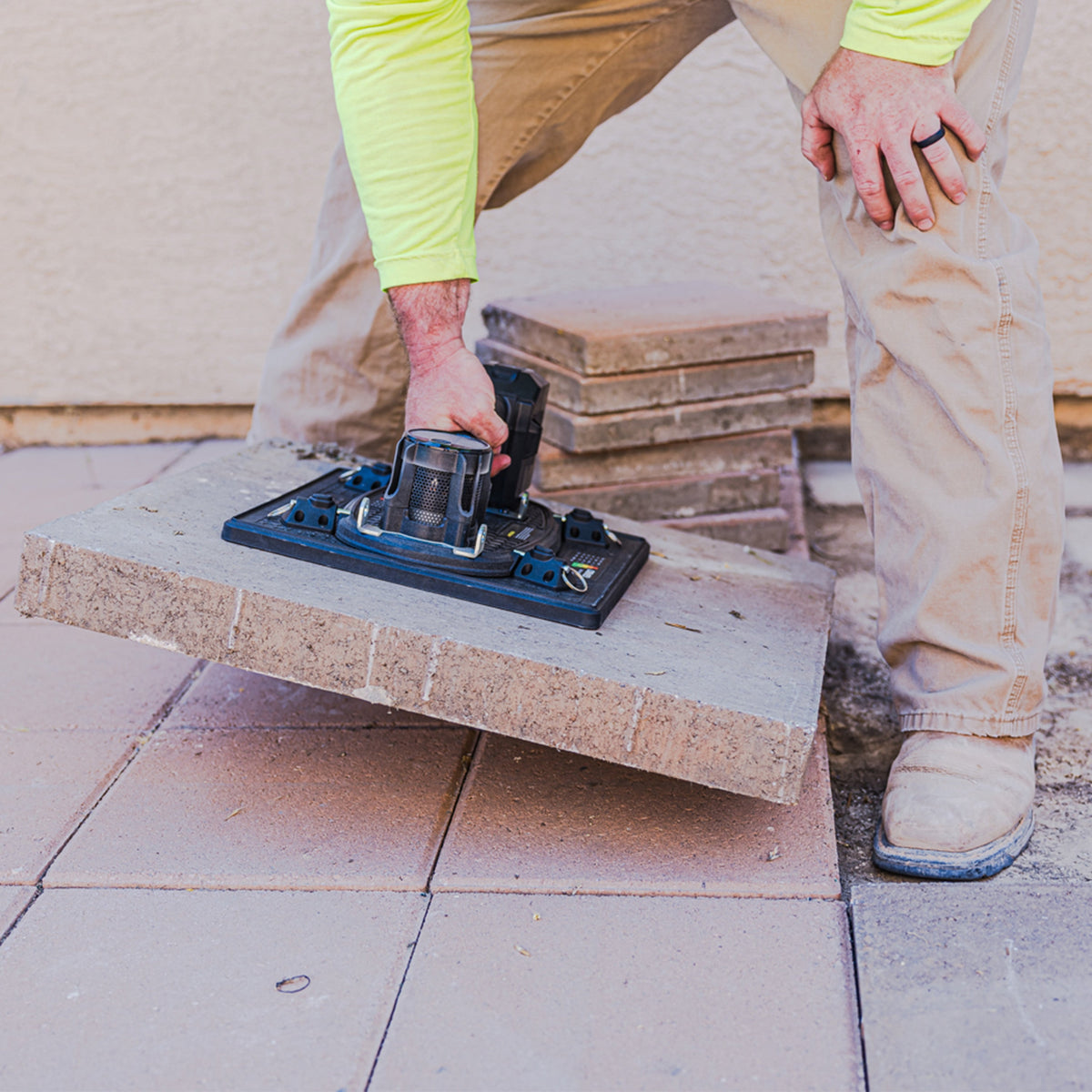 GRABO HighFlow Cordless Vacuum Lifter for Porous Pavers | 150 lb Standard Kit