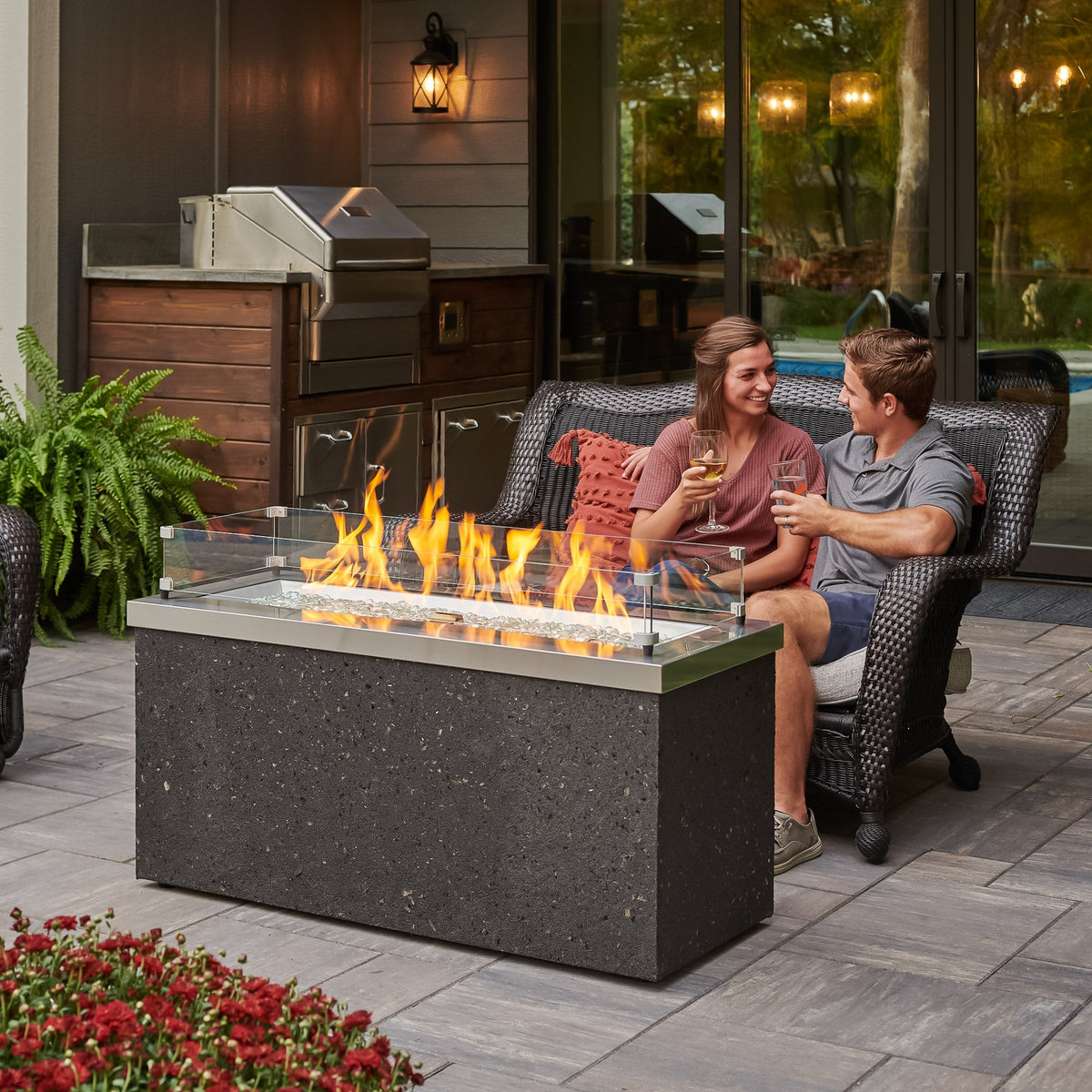 Outdoor GreatRoom Key Largo Linear Gas Fire Pit Table