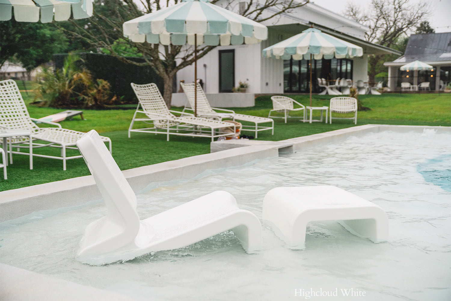 Tupelo Goods Line Lounge Chair – In-Pool & Outdoor Chair