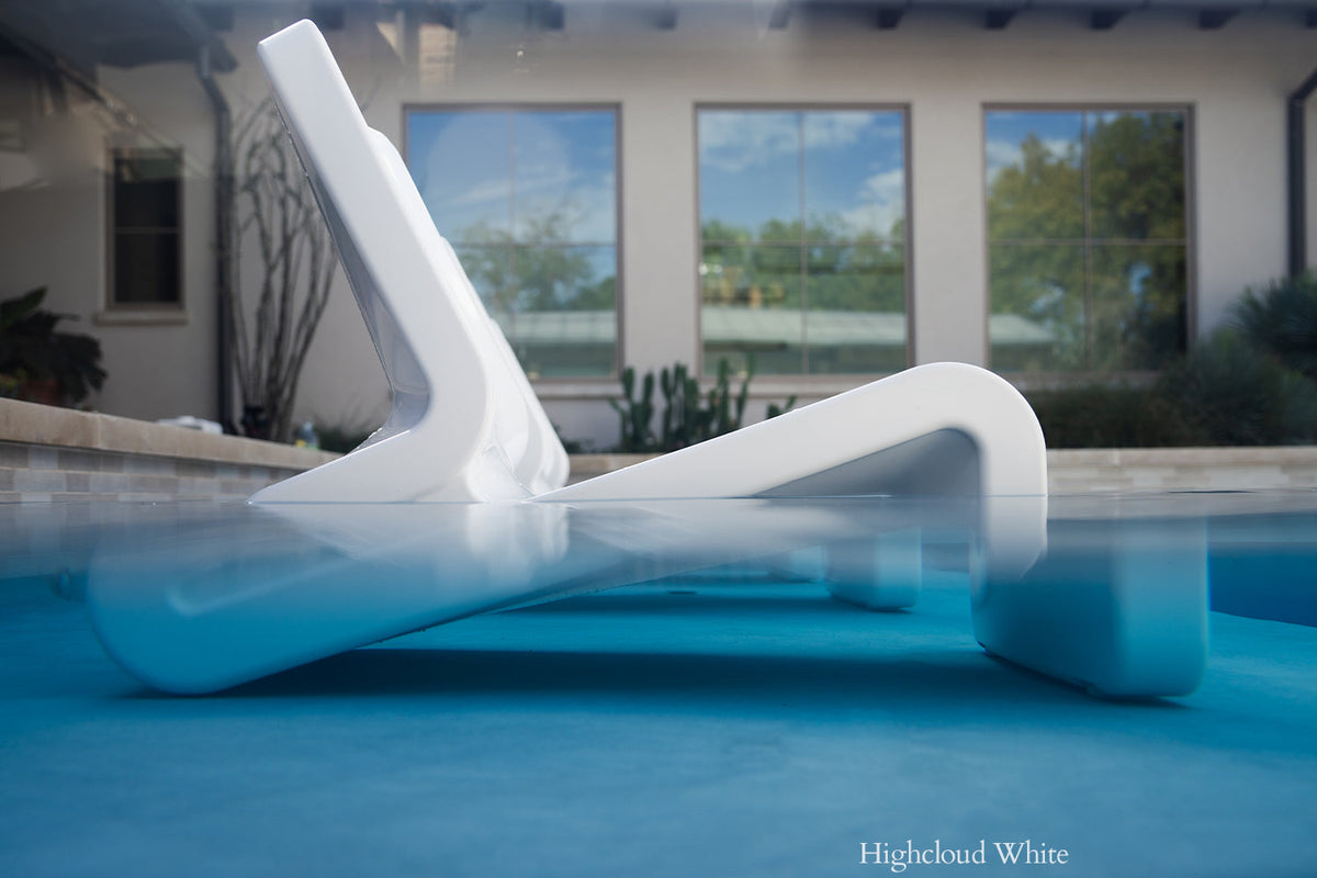 Tupelo Goods Line Lounge Chair – In-Pool & Outdoor Chair