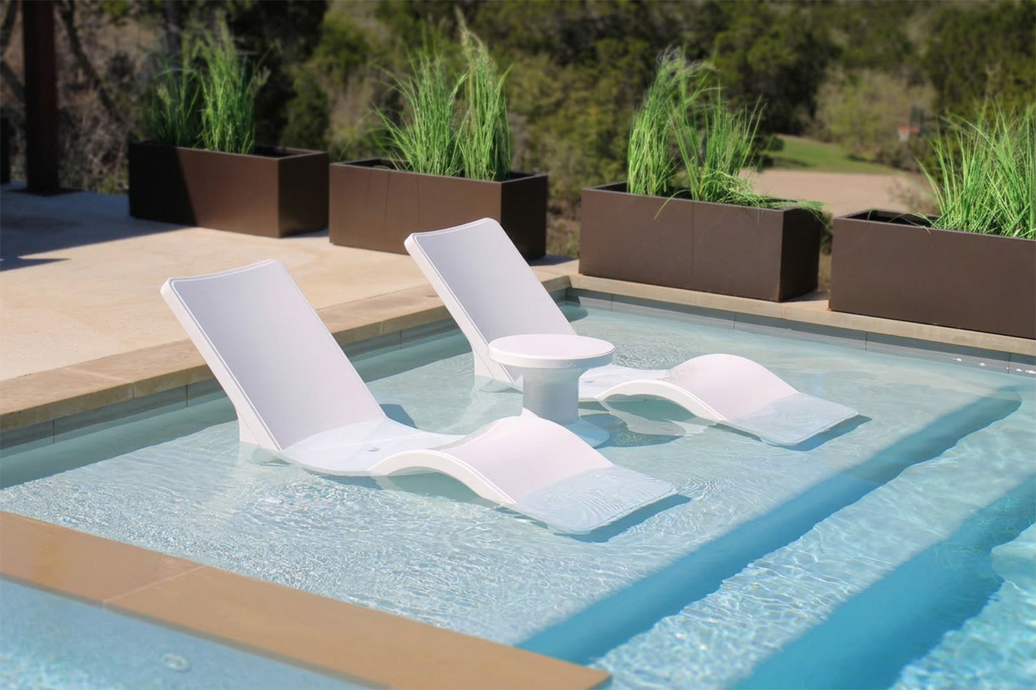Tupelo Goods Line Chaise Lounge – In-Pool & Outdoor Lounger
