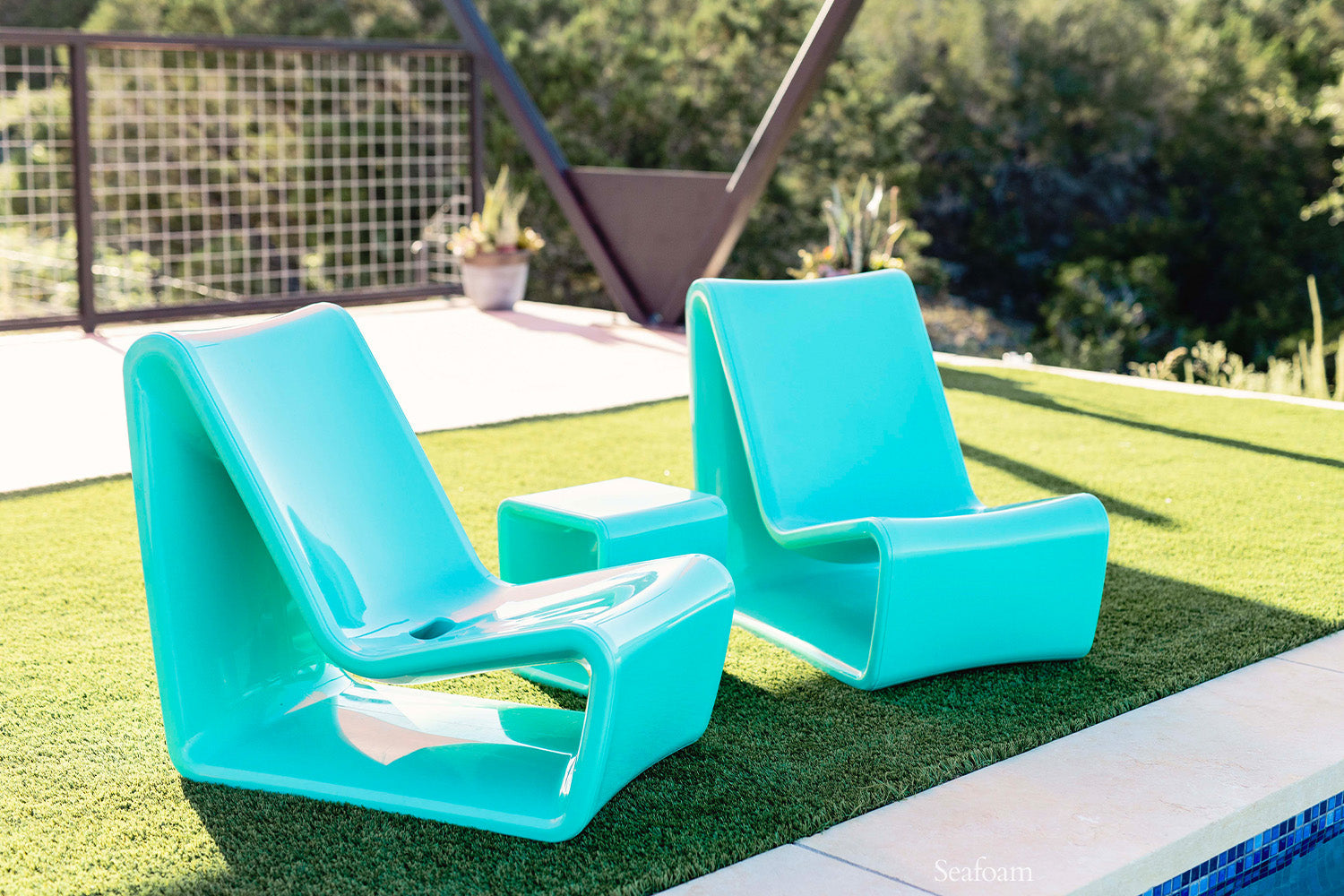 Tupelo Goods Loop Lounge Chair – In-Pool &amp; Outdoor Chair