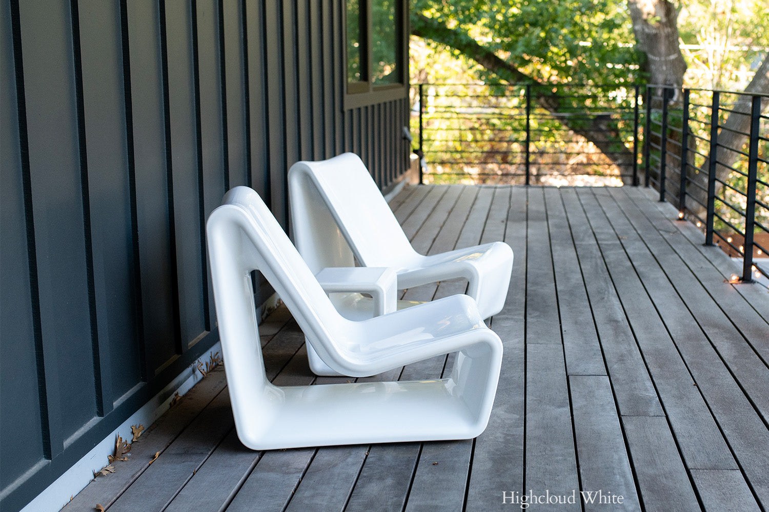 Tupelo Goods Loop Outdoor Side Table – In-Pool & Patio Table