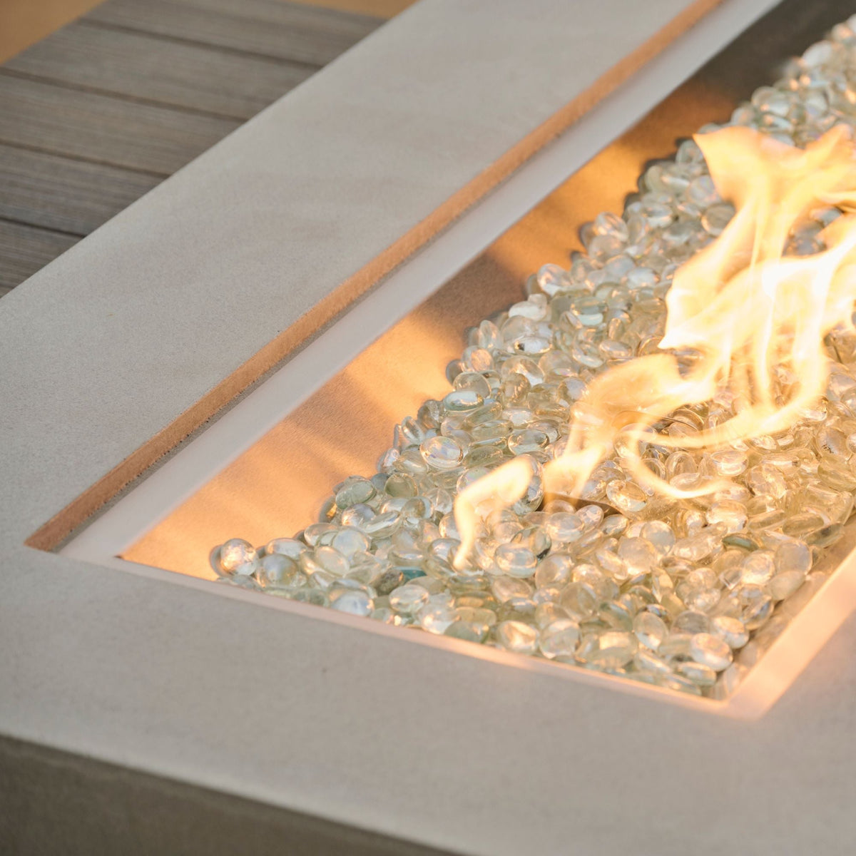 Outdoor GreatRoom Uptown Linear Gas Fire Pit Table