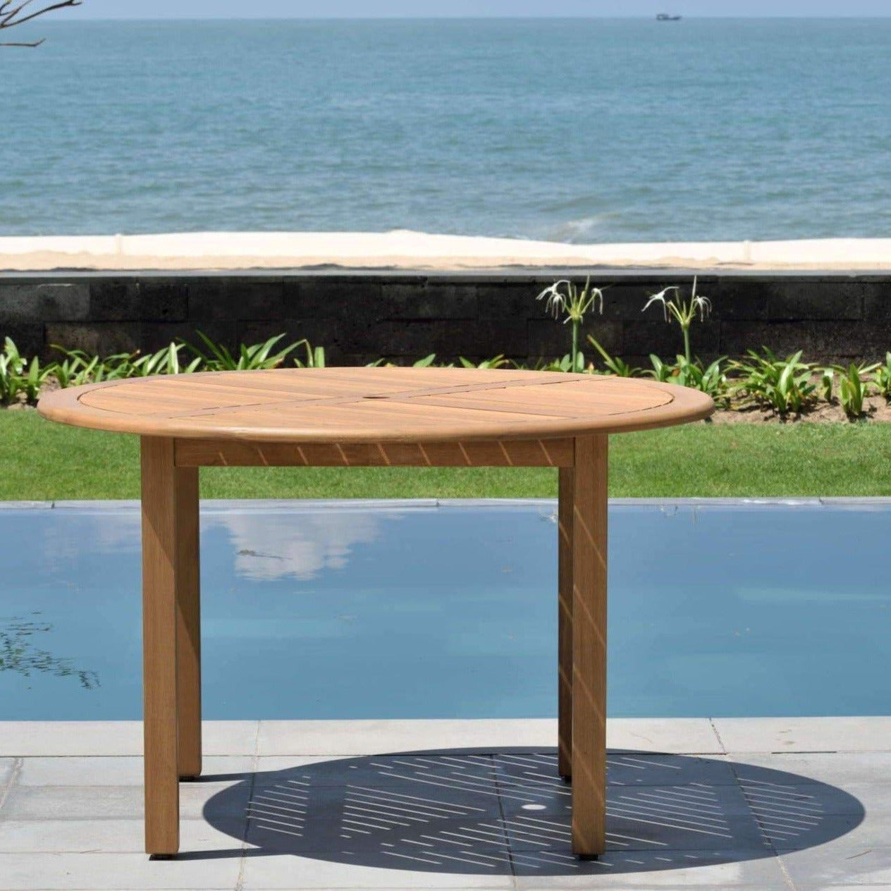 Amazonia Oldbury 47-Inch FSC Hardwood Round Outdoor Dining Table