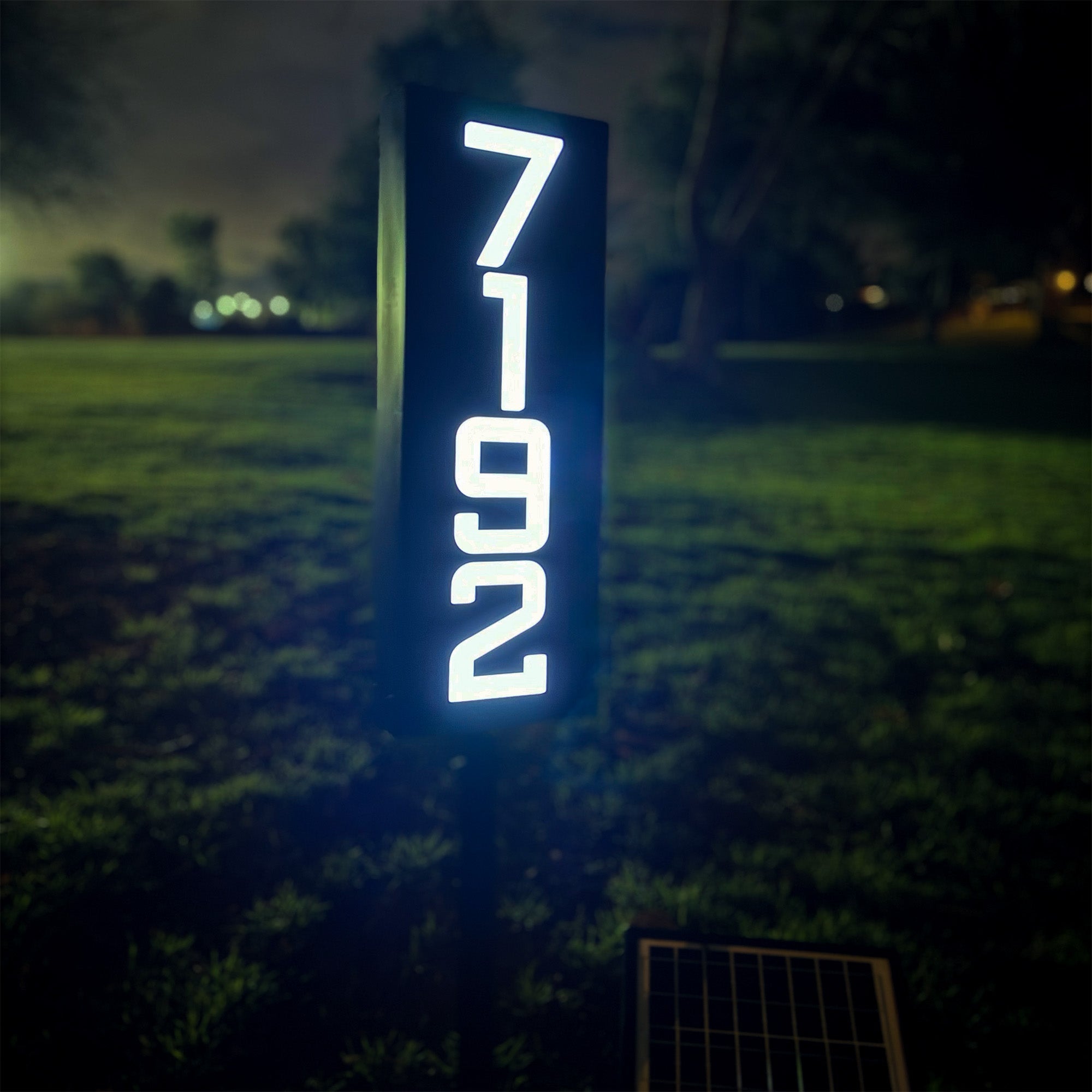 Selegna Signs Solar-Powered Illuminated House Number Sign – Staked Outdoor Address Sign