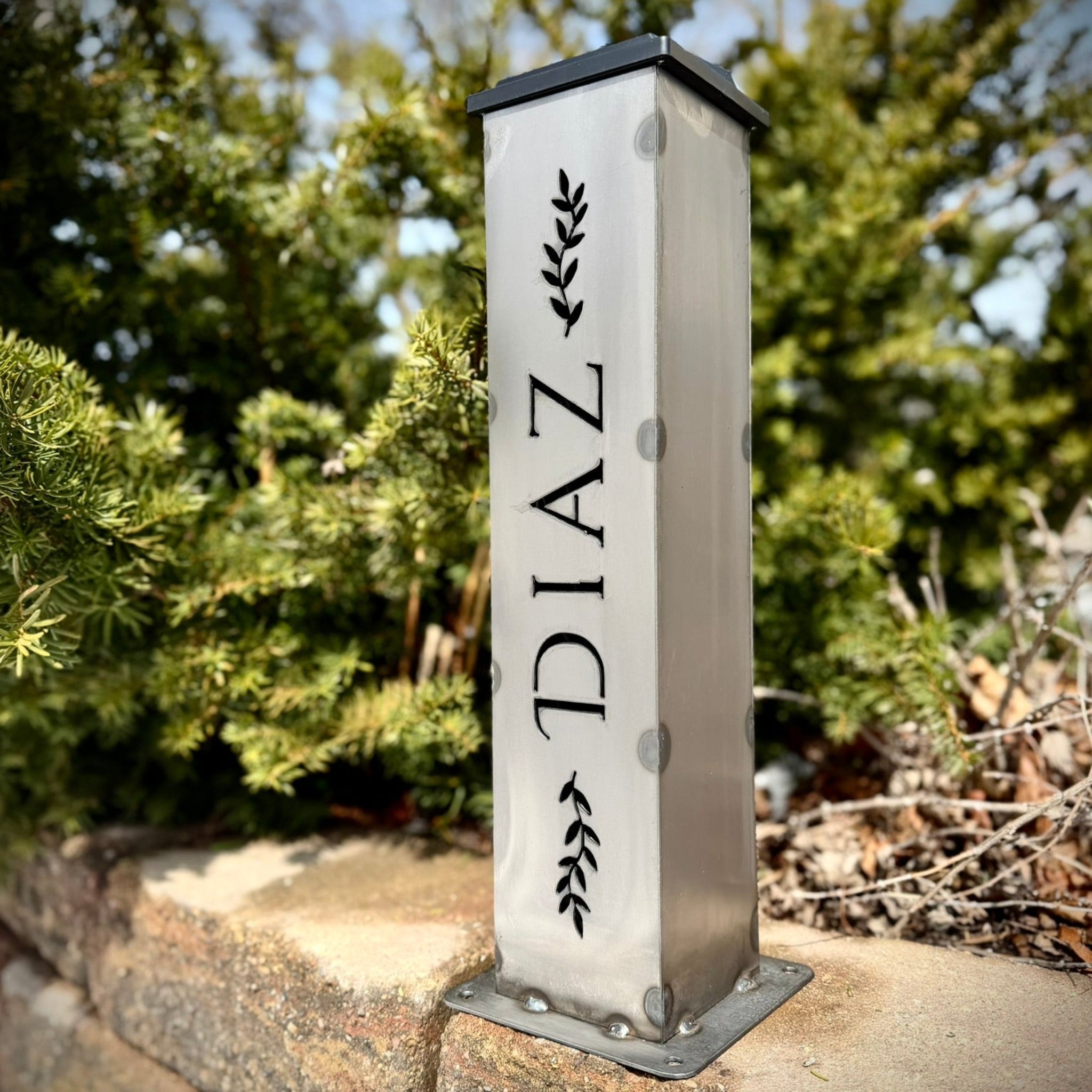 North Forge Personalized Vines Solar Pillar Light – 4 Size Options