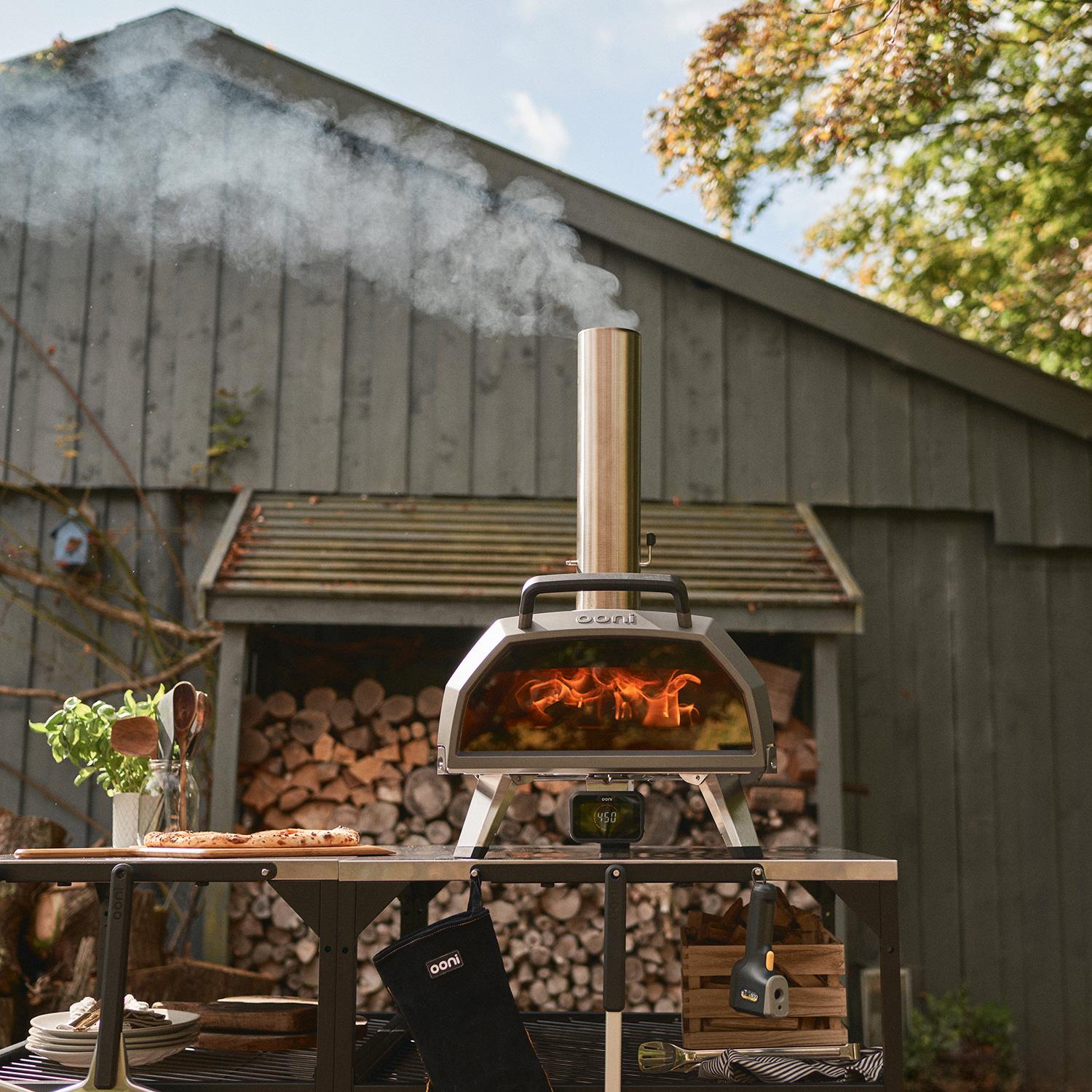 Ooni | Karu 2 Pro | Wood-Fired &amp; Multi-Fuel Outdoor Pizza Oven | 16-Inch