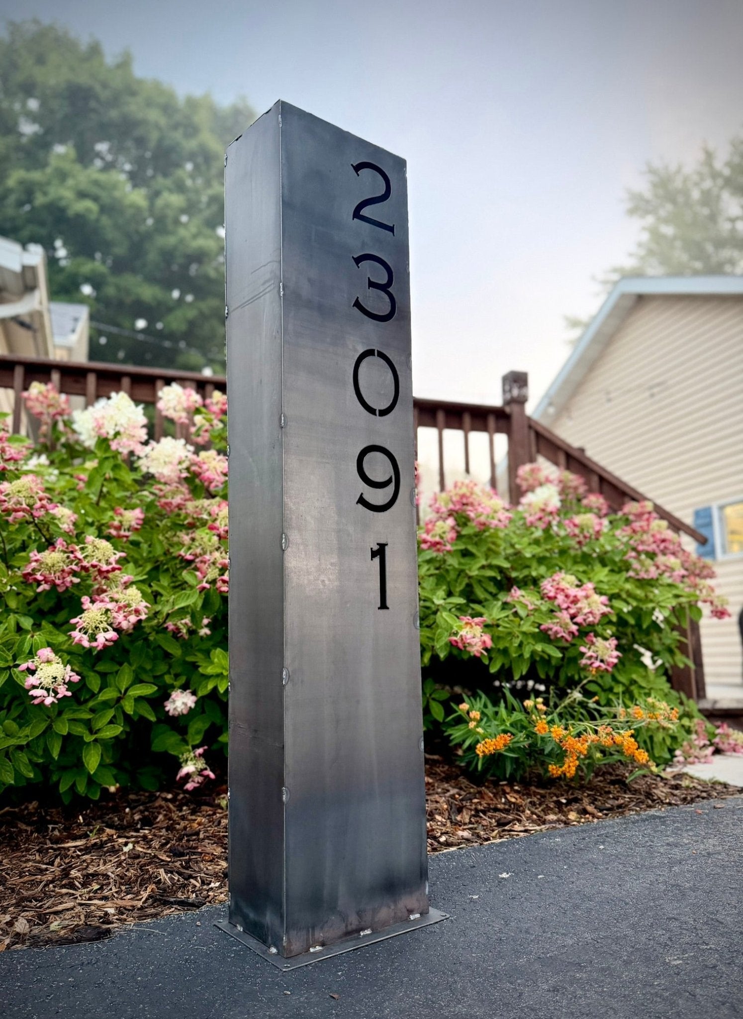 North Forge Solar-Powered Extra-Wide Address Pillar – Custom Steel House Number Sign